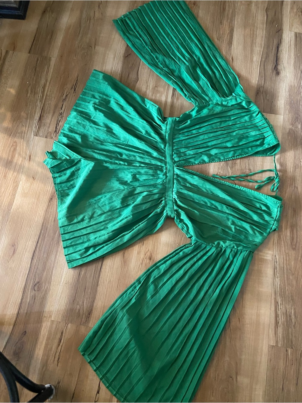 Prettylittlething Emerald Green Pleated Romper